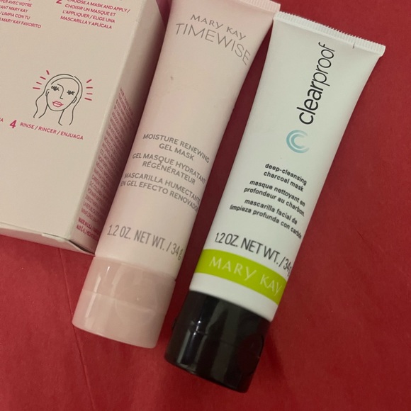 MARY KAY LIMITED EDITION MASKING MINIS CHARCOAL MASK, MOISTURE RENEWING GEL MASK - Picture 2 of 4